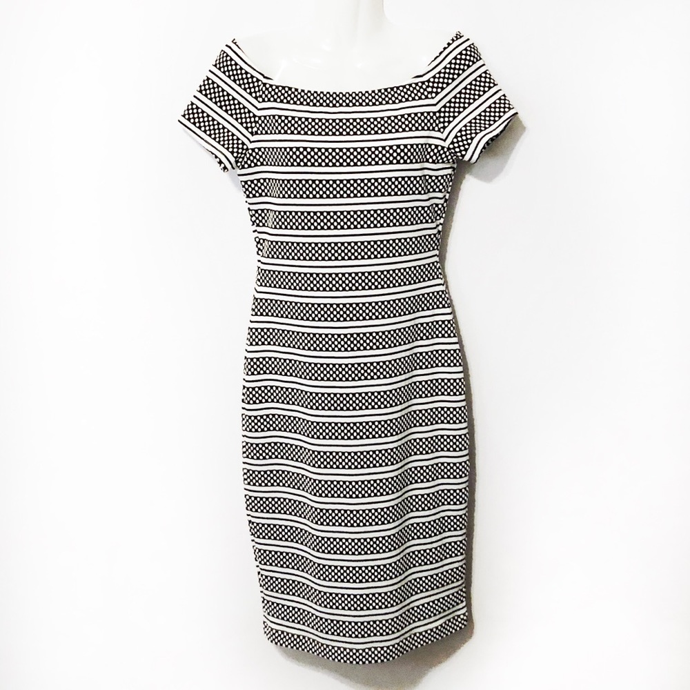 BISOU BISOU Black/White Off Shoulder Dress Size 8